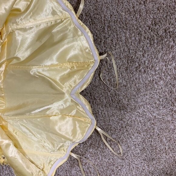 Beautiful Princess Style Strapless Beads & Glitter Party Dress With Shawl - Picture 15 of 16